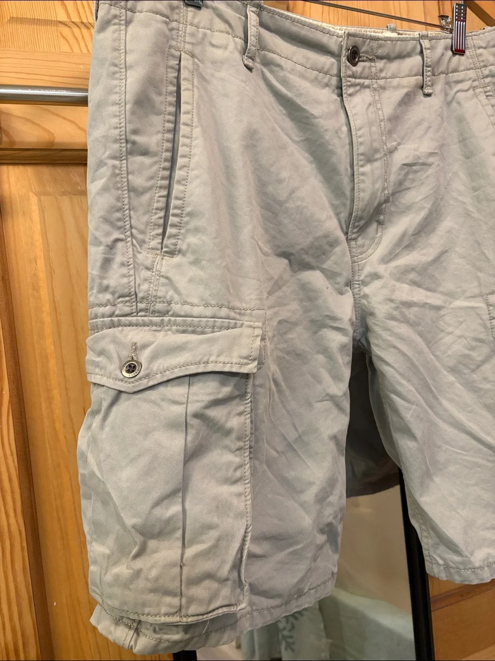 Gray Men’s Cargo Shorts Sz 33